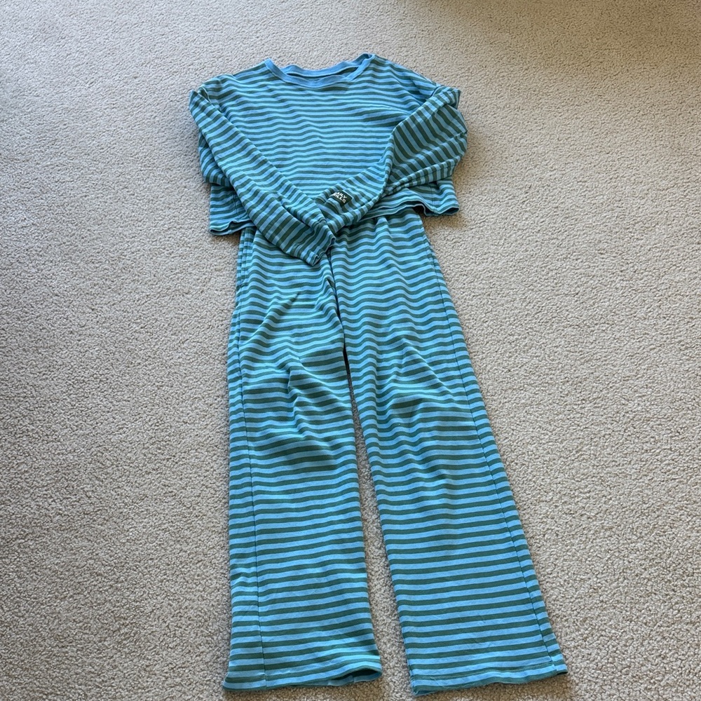 Daily drills striped set